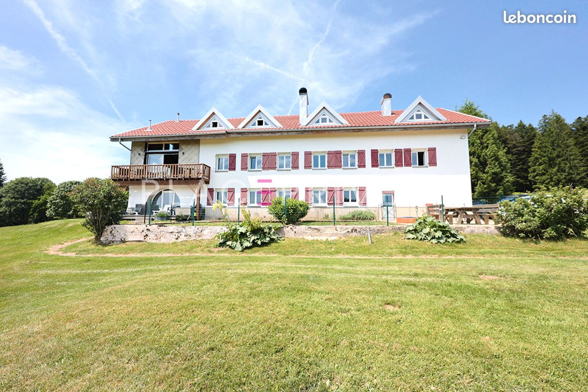 Maison 15 pièces 450 m² · à Gérardmer · 450 m² · 1 220 000 €
