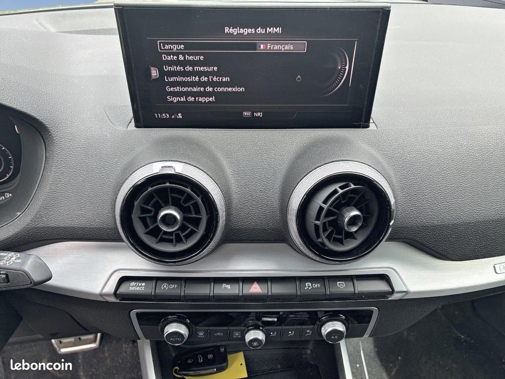 Audi Q2 35 TFSI 150 S tronic 7 S line Plus (image 22)