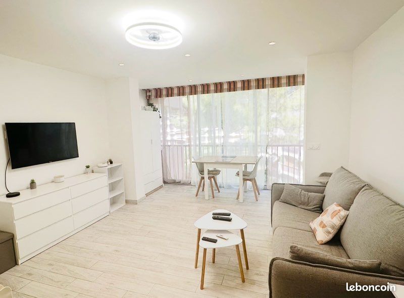 Appartement 1 pièce 24 m² · à Mandelieu-la-Napoule · 24 m² · 700 €/mois