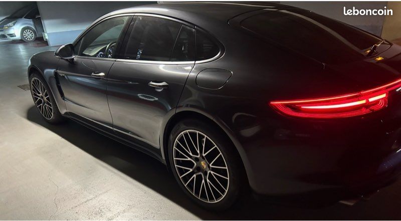 PORSCHE PANAMERA HYBRIDE RECHARGABLE (20k D’OPTIONS) (image 3)