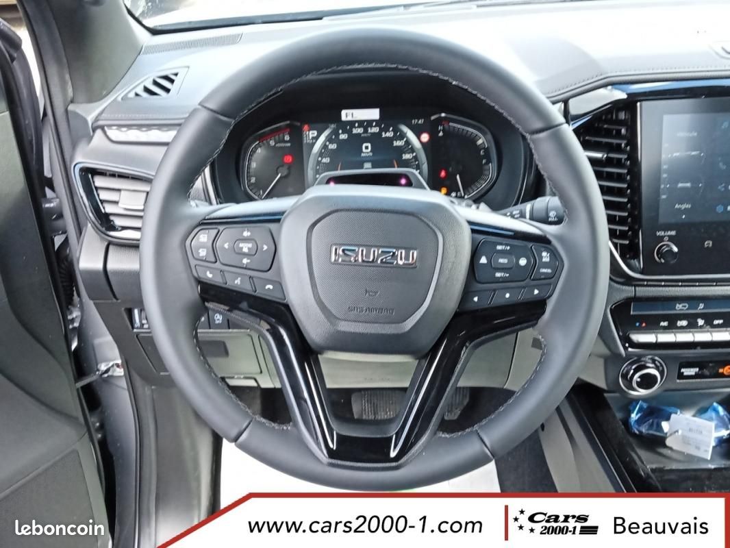 Isuzu D-max SPACE CABINE M/T NITRO SPORT - 2,2 AT 2026 (image 14)