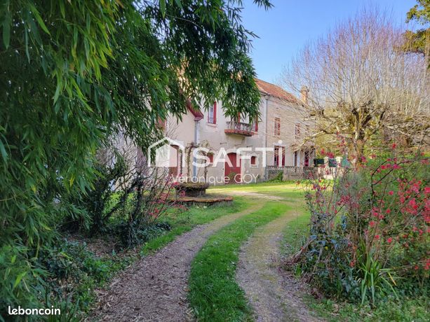 Maison 7 pièces 186 m²
