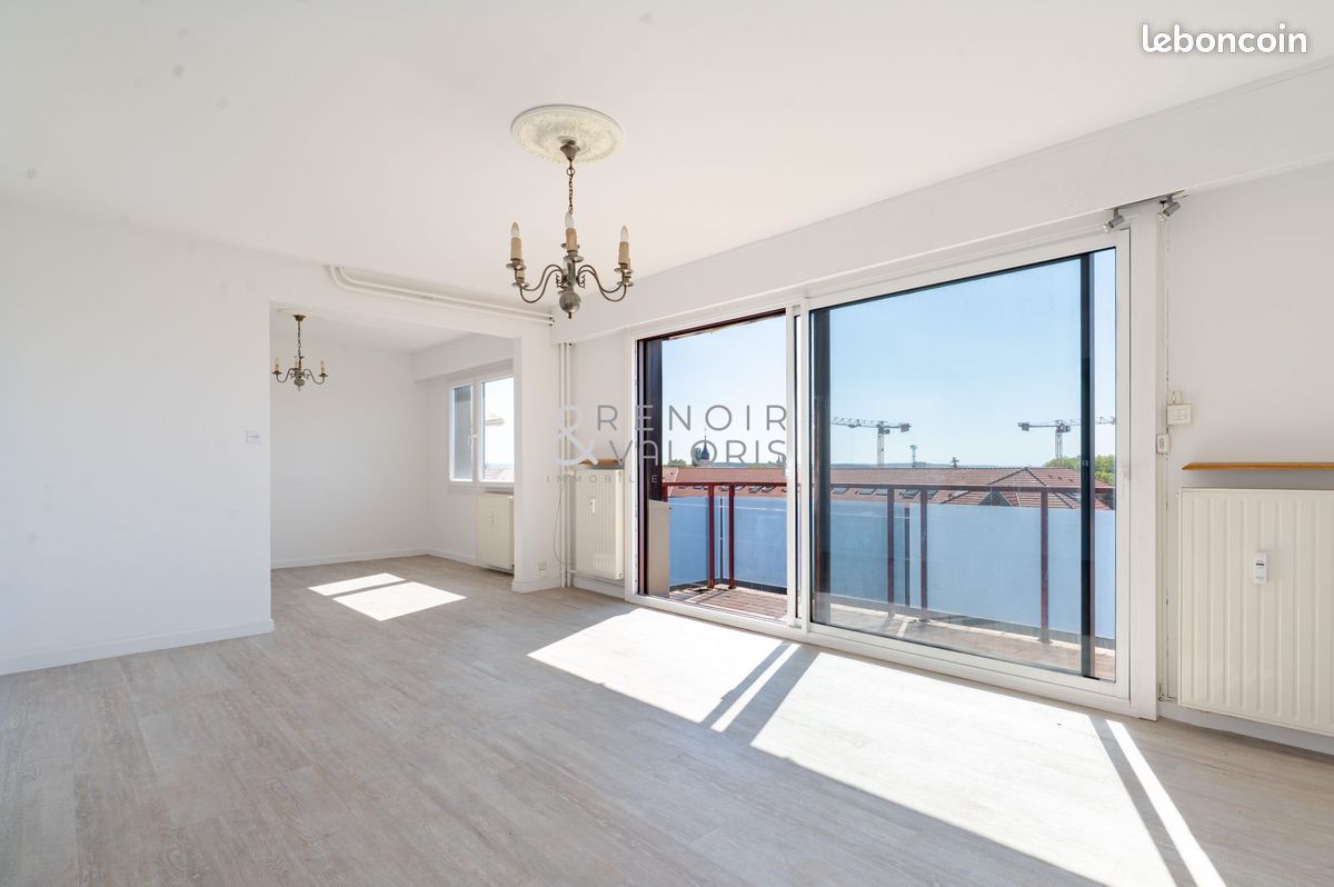 Appartement 3 pièces 85 m² · à Nancy · 85 m² · 880 €