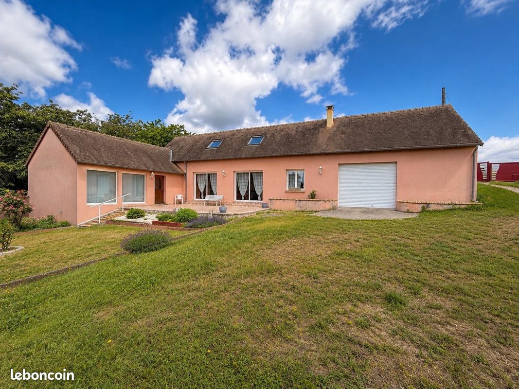 Maison 4 pièces 130 m² · à Saint-Mars-la-Brière · 130 m² · 229 000 €