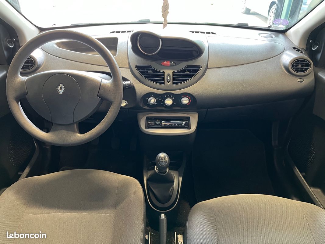RENAULT TWINGO 1.2 75 AUTHENTIQUe (image 3)