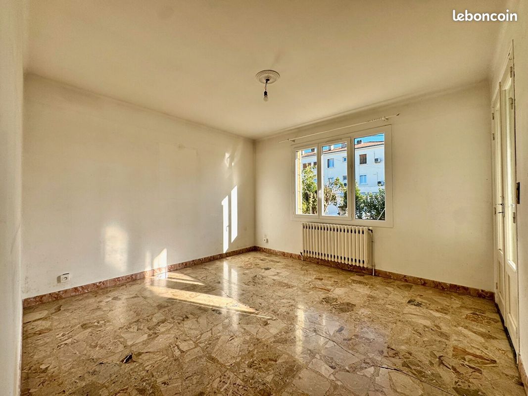 Maison 3 pièces 95 m² · à Sénas · 95 m² · 1 100 €/mois