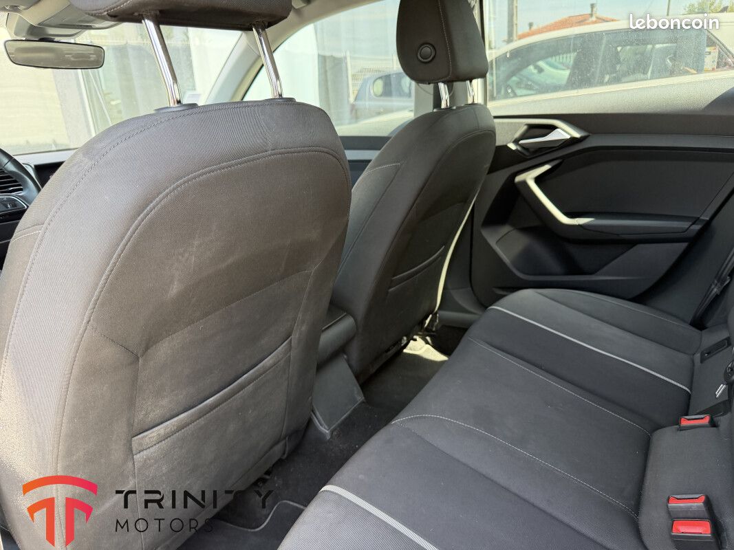 Audi A1 II 1.0 25 TFSI 95CH ADVANCED DESIGN + SUIVI COMPLET + CARPLAY (image 10)