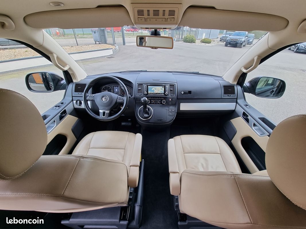 Volkswagen MULTIVAN T5 2.0 TDI 180CH HIGHLINE 4MOTION DSG7*MOTEUR NEUF*ATTELAGE*WEBASTO*7 PLACES (image 10)