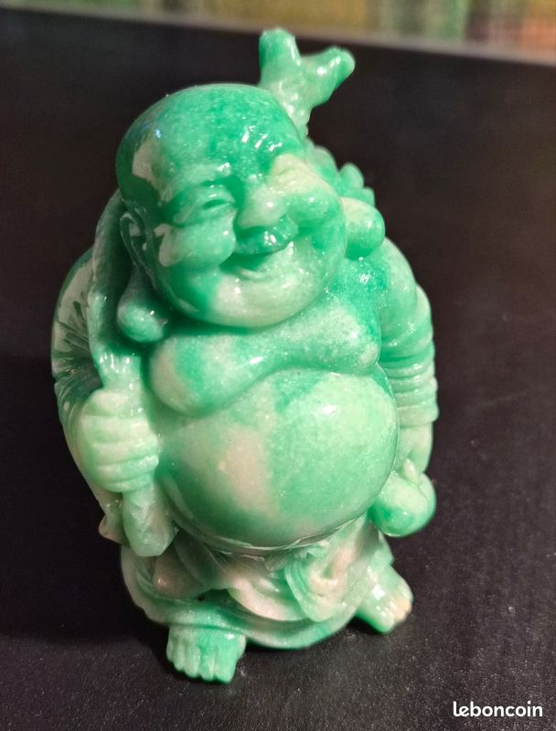 Petit Bouddha en pierre (image 1)