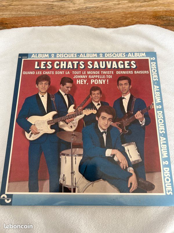 Double vinyle 33 tours les chats sauvages (image 1)