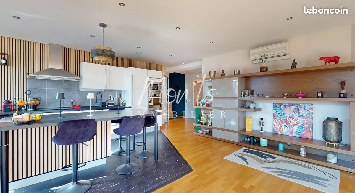 Appartement 5 pièces 118 m² · à Saint-Julien-en-Genevois · 118 m² · 685 000 €