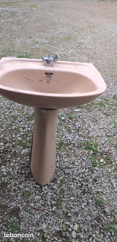 Lavabos et bac de douche (image 1)