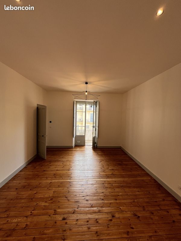 Appartement 6 pièces 122 m² · à Nîmes · 122 m² · 399 000 €
