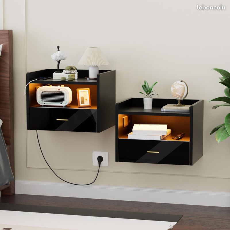 Lot de 2 tables de chevet suspendues avec prise LED (image 1)