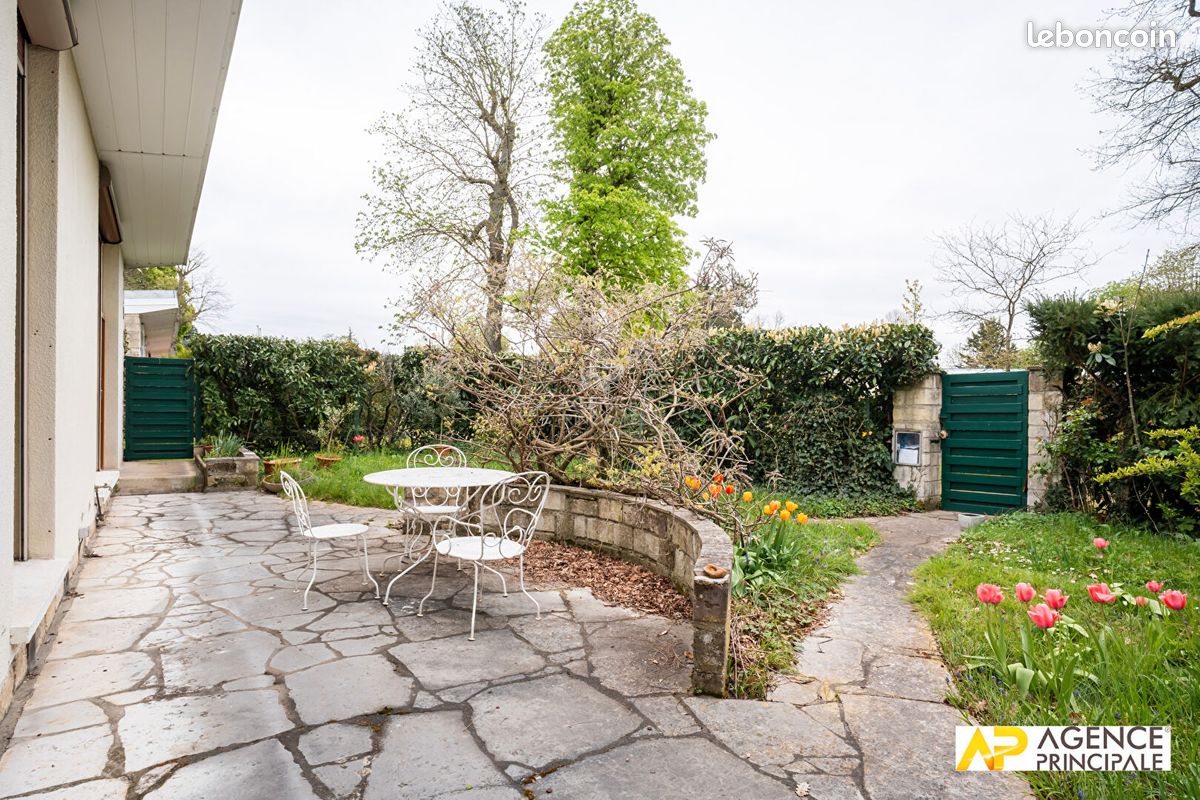 Maison 6 pièces 141 m² · à Maisons-Laffitte · 141 m² · 750 000 €
