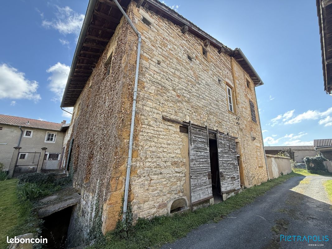 Maison 3 pièces 90 m² · à Saint-Didier-de-Formans · 90 m² · 139 000 €