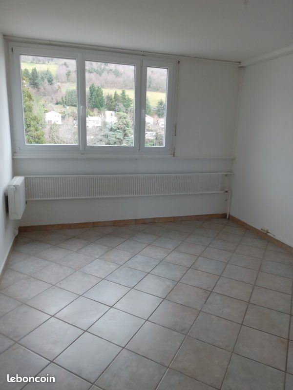 Appartement 3 pièces 62 m² · à Saint-Étienne · 62 m² · 550 €/mois