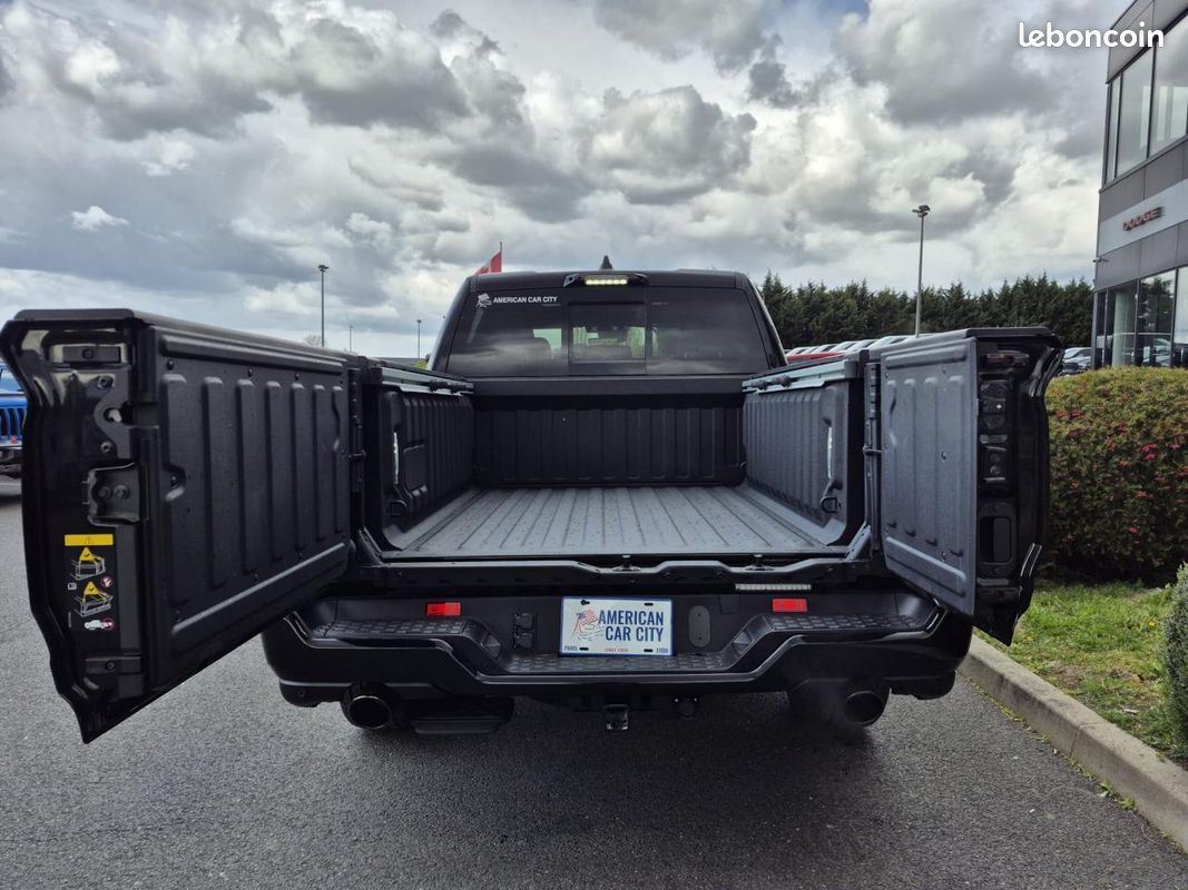 Dodge ram 1500 crew laramie sport night edition air rambox hayon multi (image 8)