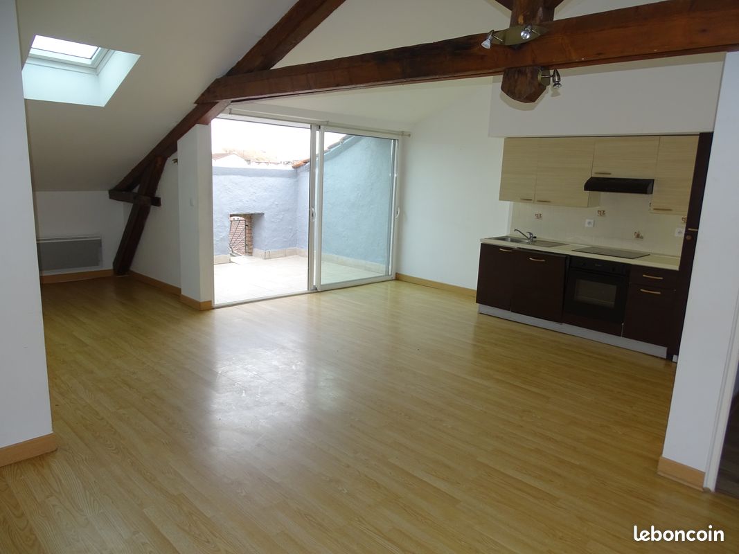 Appartement 3 pièces 67 m² · à Carmaux · 67 m² · 525 €/mois
