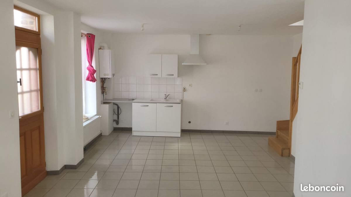 Maison 5 pièces 90 m² · à Aire-sur-la-Lys · 90 m² · 562 €/mois