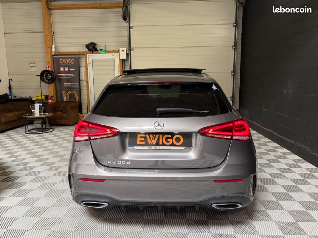 Mercedes-benz classe a 2.0 200 d 150ch amg line 8g-dct toit ouvrant/ sieges elecs chauffants/ camera 360/ pack black (image 18)