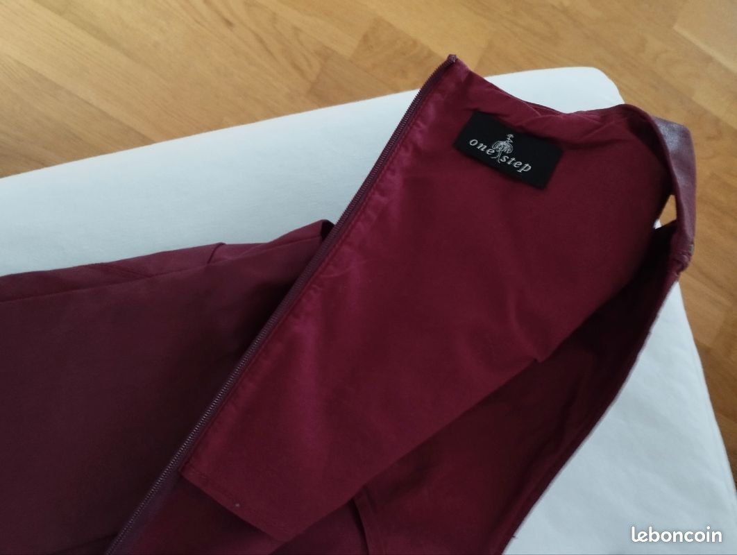 Robe bordeaux (image 7)