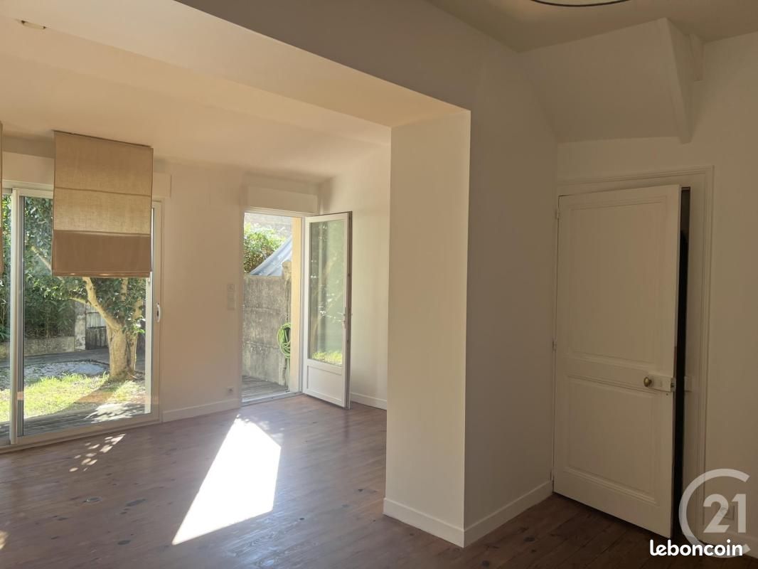 Appartement 1 pièce 34 m² · à Angoulême · 34 m² · 600 €
