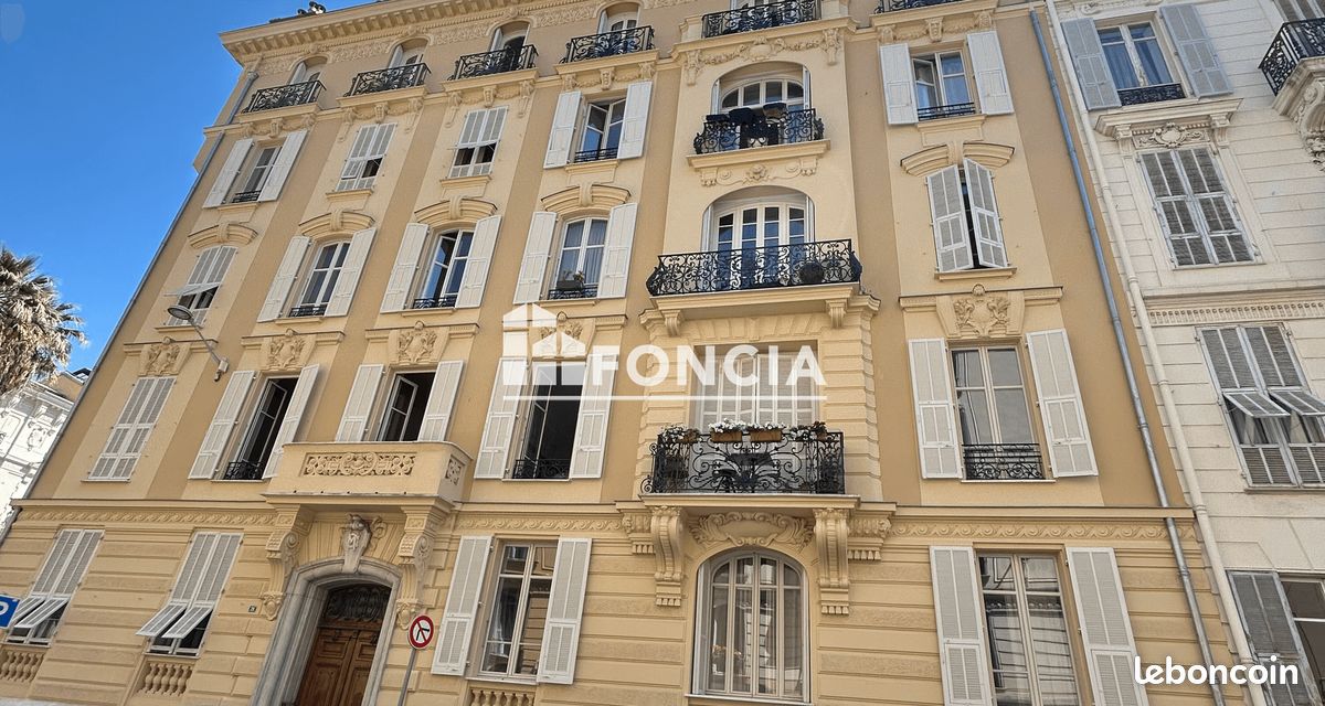 Appartement 3 pièces 125 m² · à Nice · 125 m² · 1 900 €/mois