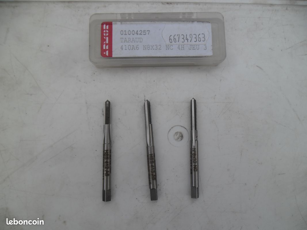 Taraud neuf 8x32 (image 2)