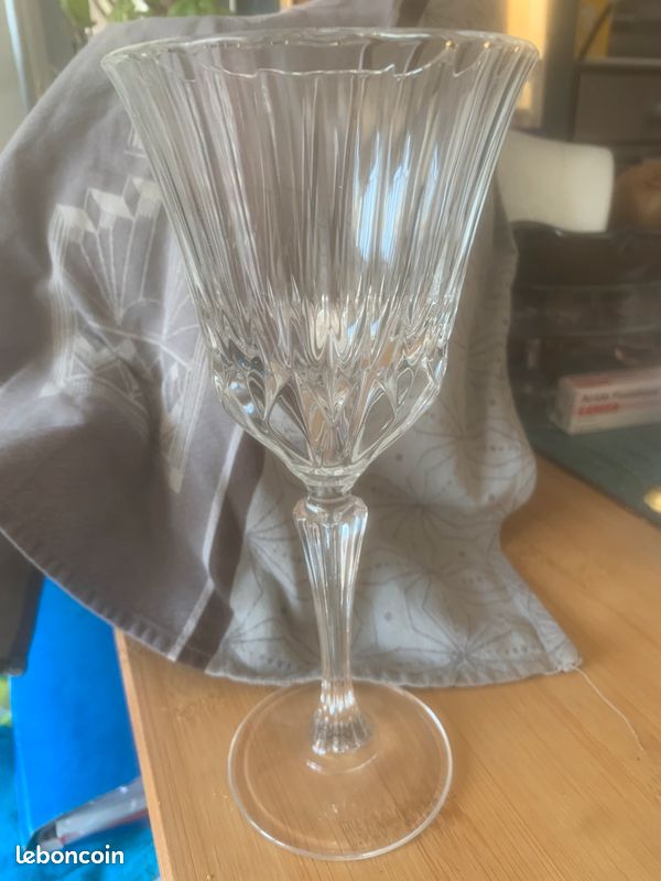 3 Verres à pied (image 1)