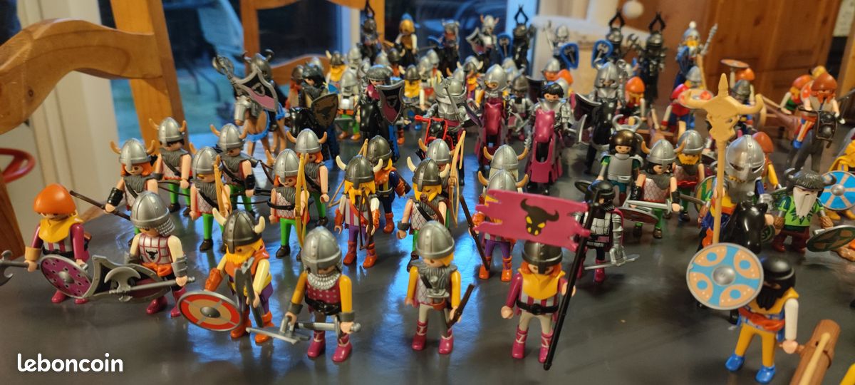 Lots Playmobil viking personnage accessoires (image 12)