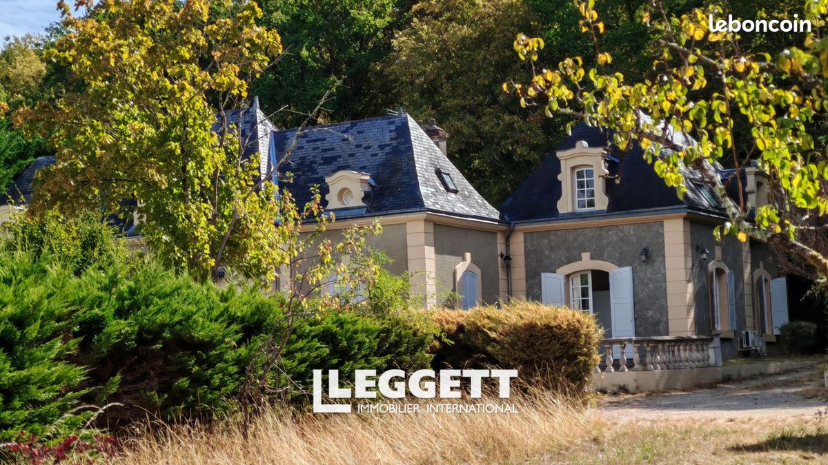 Maison 12 pièces 250 m² · à Blois · 250 m² · 524 700 €