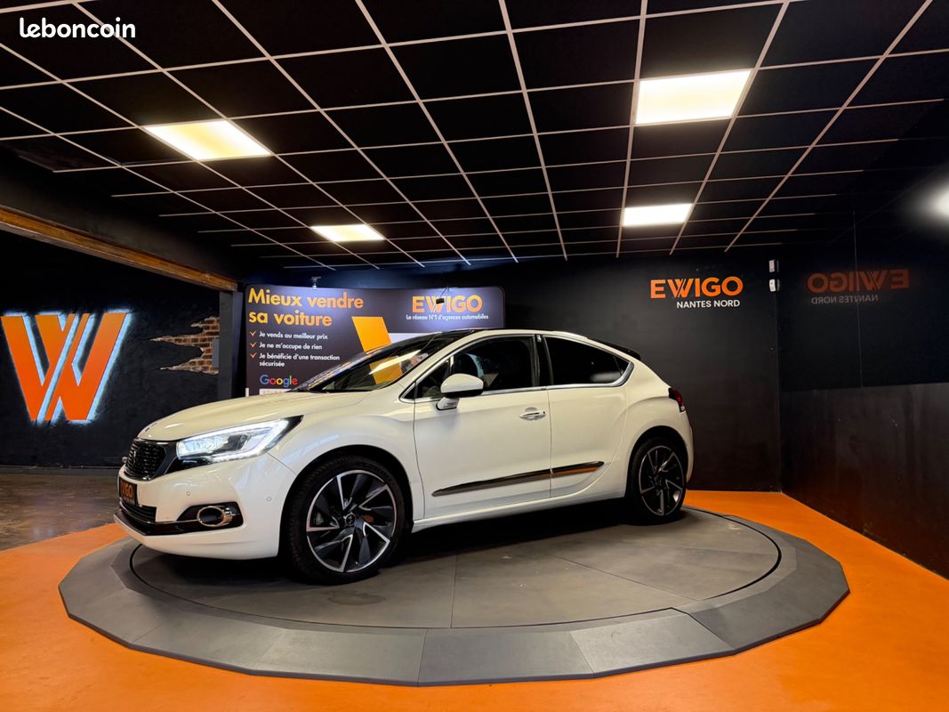 Ds ds 4 1.6 thp 210 sport chic start & stop / caméra de recul (image 18)