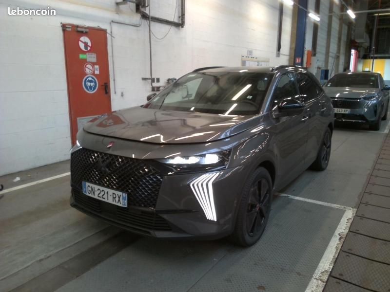 Ds DS 7 E-TENSE 4x4 300 Performance Line + / FOCAL / VISION 360 (image 1)