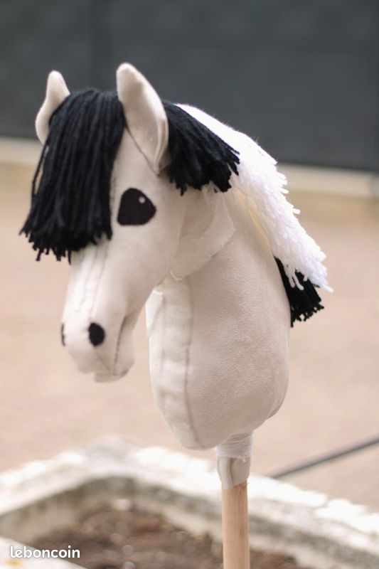 Cheval à Bascule En Bois Et Peluche Pour Enfants – Avec Selle Et Rênes, à Partir De 3 Ans, Couleurs Marron/gris