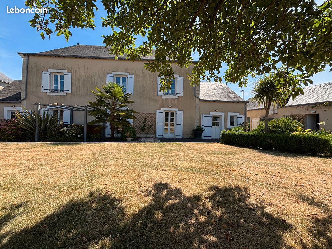 Maison 6 pièces 153 m² · à Val-du-Maine · 153 m² · 249 500 €