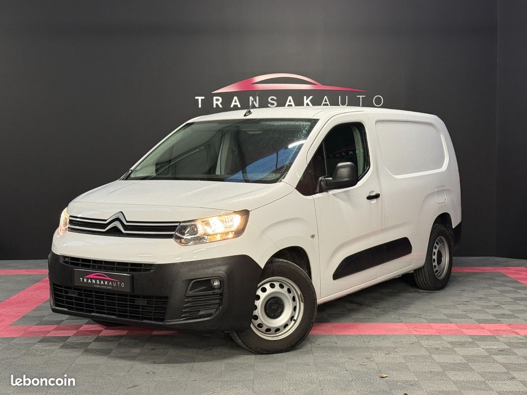 CITROEN BERLINGO Taille XL BlueHDi 130 SS BVM6 Feel (image 1)