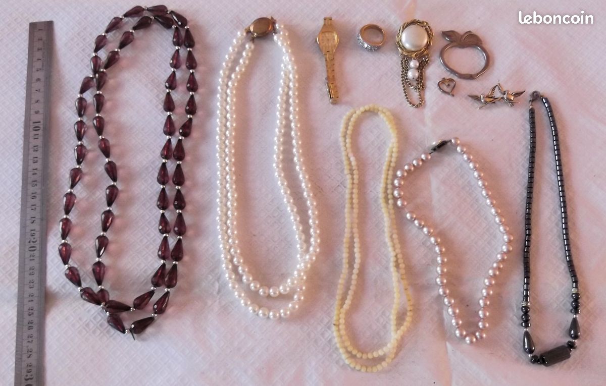 Lot de bijoux fantaisie anciens et vintages 11 pieces (image 13)