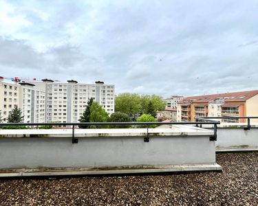 Appartement 64 000 € - 18 m²