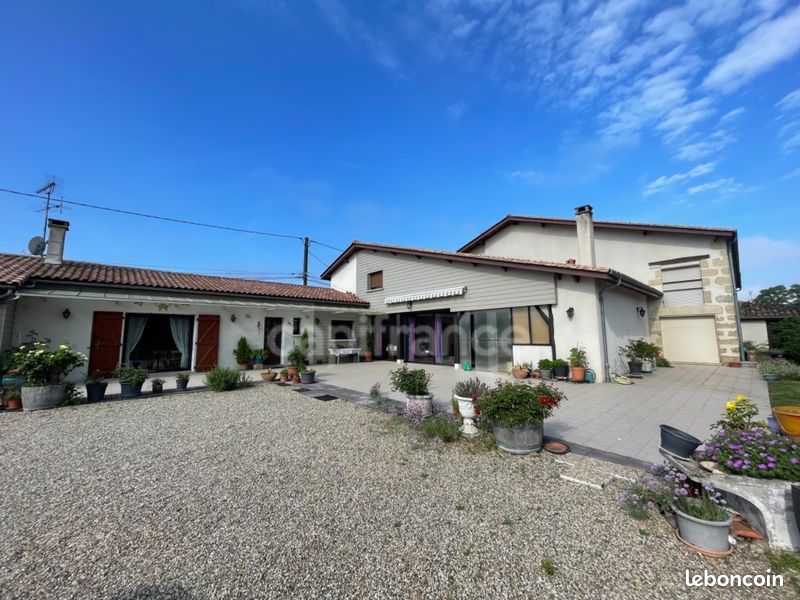 Maison 8 pièces 377 m² · à Marmande · 377 m² · 398 900 €