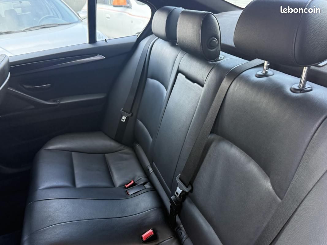 BMW Série 5 525d xDrive 218ch Executive BVA8 (image 15)