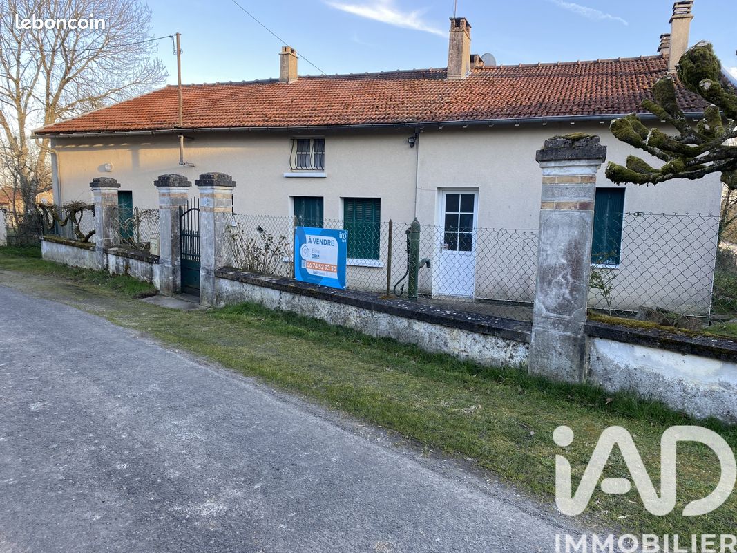 Maison 6 pièces 167 m² · à Val-d'Oire-Et-Gartempe · 167 m² · 127 000 €