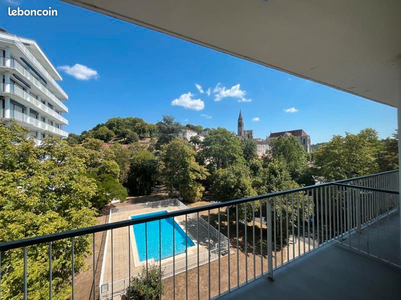 Appartement 3 pièces 90 m² · à Angoulême · 90 m² · 140 400 €