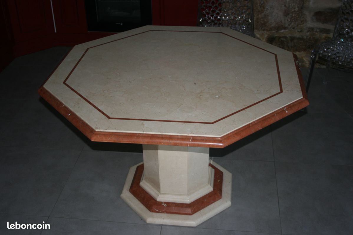 TABLE en MARBRE OCTOGONALE (image 1)