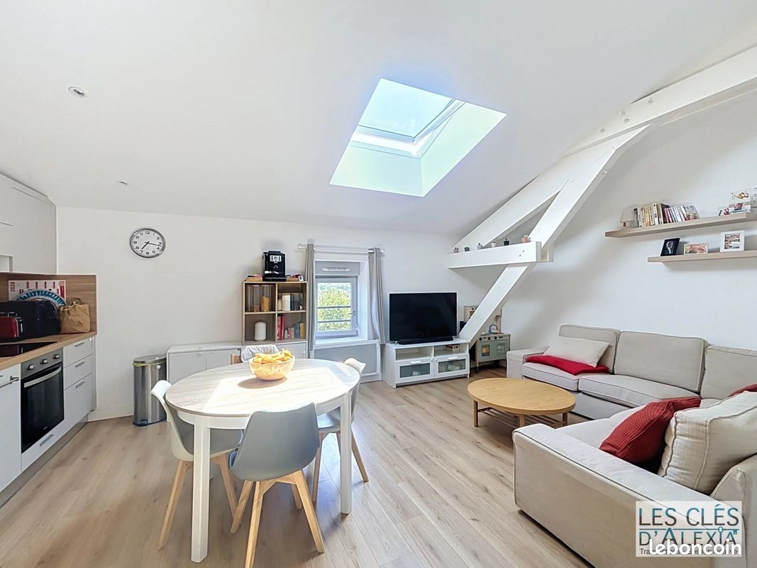 Appartement 3 pièces 54 m² · à Collonges-au-Mont-d'Or · 54 m² · 210 000 €