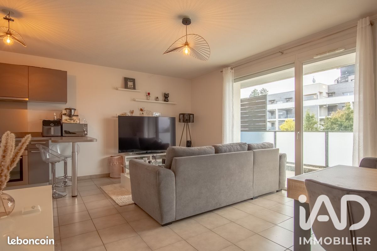 Appartement 3 pièces 64 m² · à Chambéry · 64 m² · 210 000 €