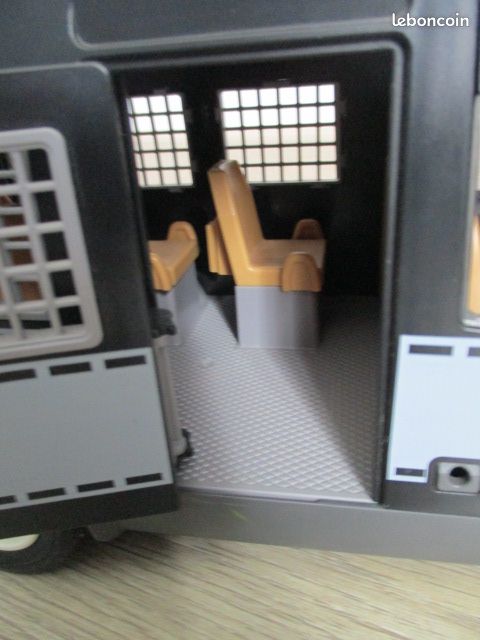 Playmobil 6043 Fourgon de police (image 7)