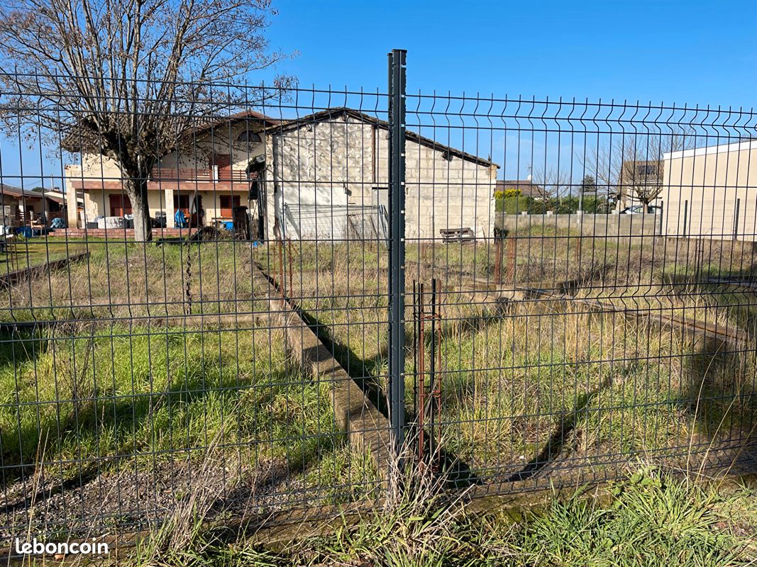 Terrain 251 m² · à Libourne · 251 m² · 94 100 €
