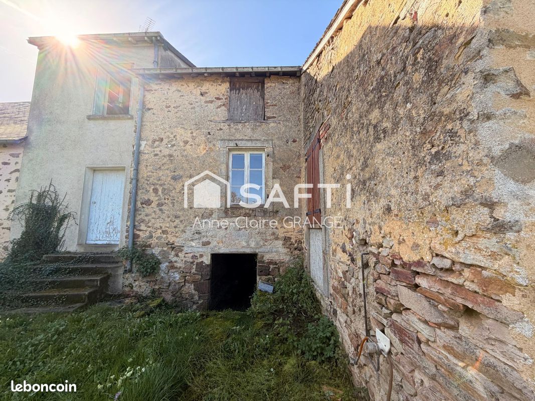 Maison 5 pièces 100 m² · à Neuvillette-en-Charnie · 100 m² · 70 000 €