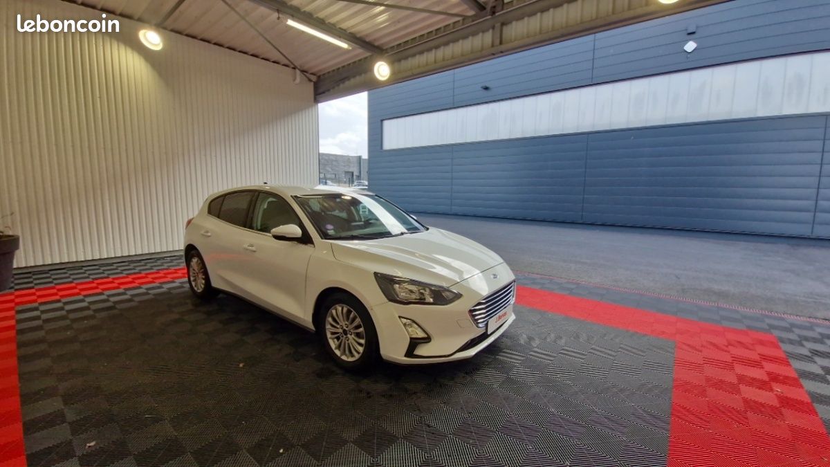 Ford Focus 1.0 ECOBOOST 125 SS TITANIUM X BUSINESS (image 3)